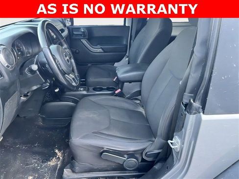 Used 2018 Jeep Wrangler Sport image 11