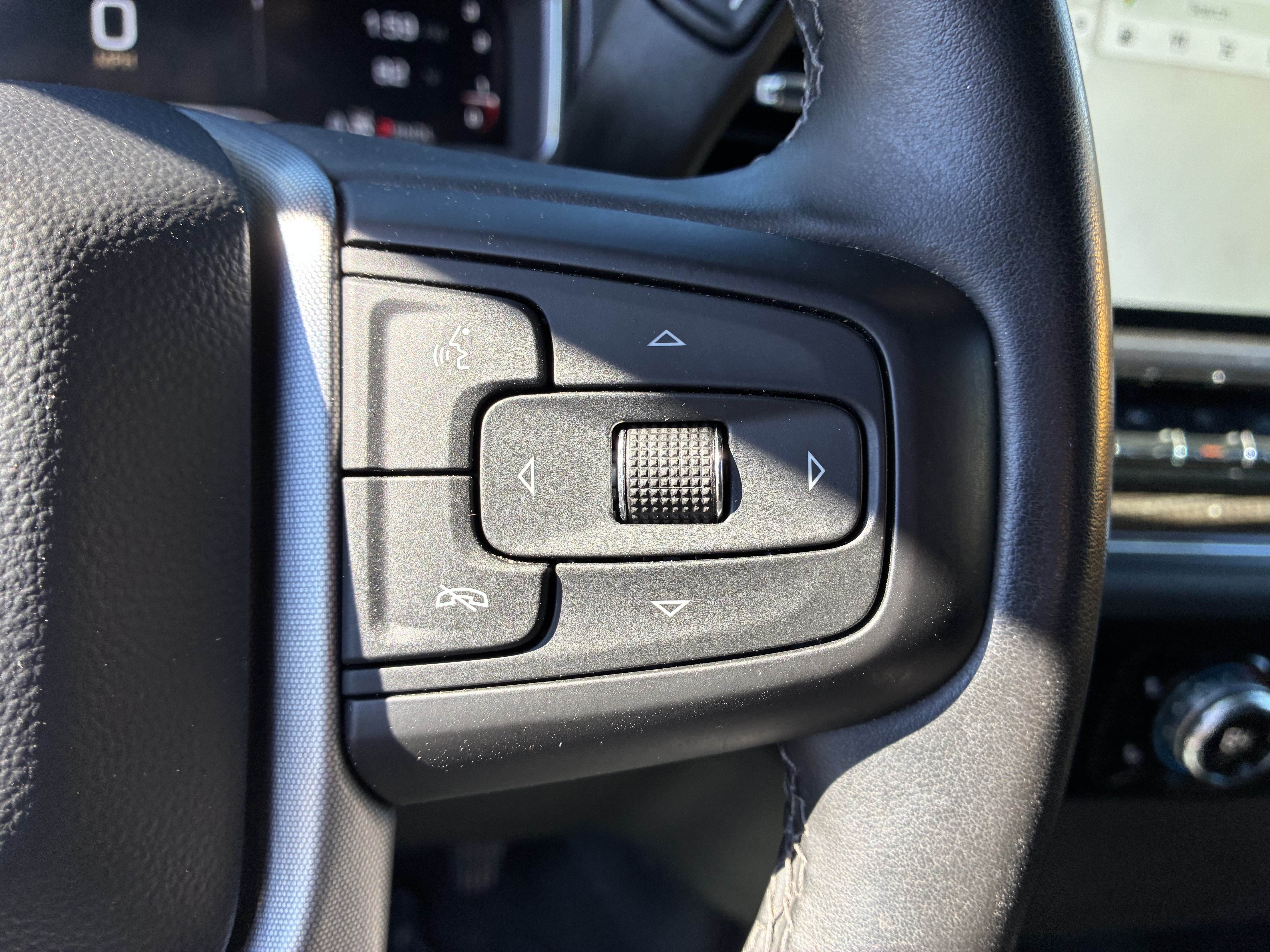 Used 2024 GMC Sierra 1500 Elevation AWD/4WD image 28