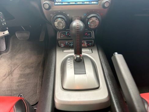 Used 2015 Chevrolet Camaro SS image 22