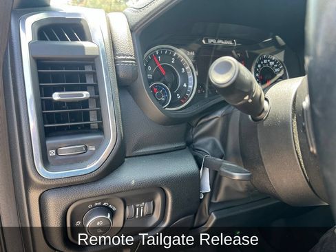 Used 2022 RAM 1500 Laramie RWD image 18