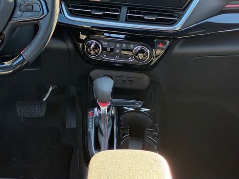 New 2026 Chevrolet Trax RS w/ Sunroof Package image 20