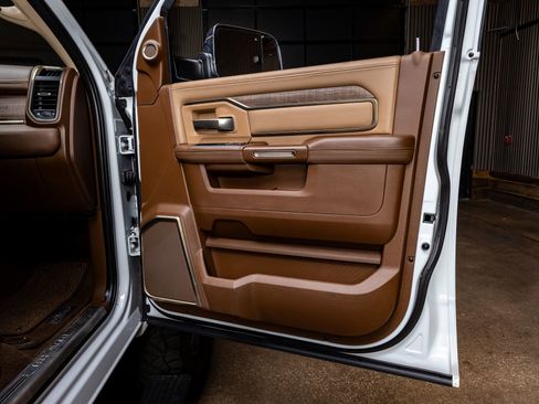 Used 2022 RAM 3500 Limited image 36