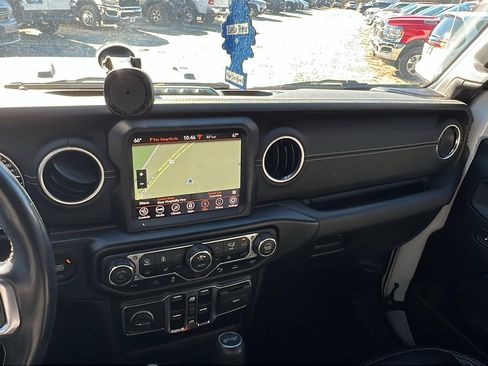 Used 2021 Jeep Wrangler Unlimited Sahara w/ Cold Weather Group image 32