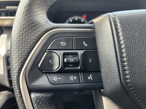 Certified 2025 Toyota 4Runner Trailhunter AWD/4WD image 27