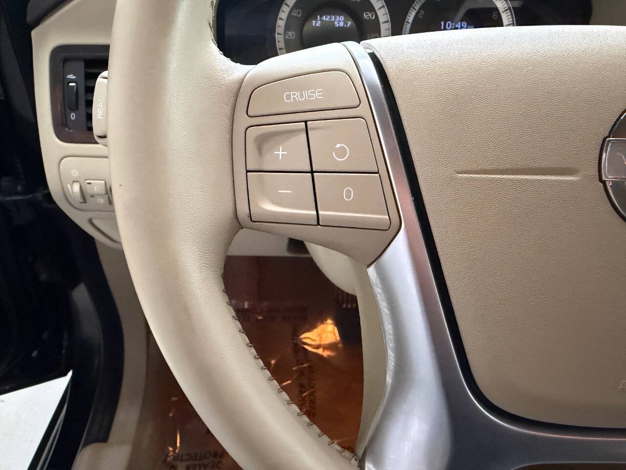 Used 2010 Volvo XC70 T6 AWD/4WD image 22