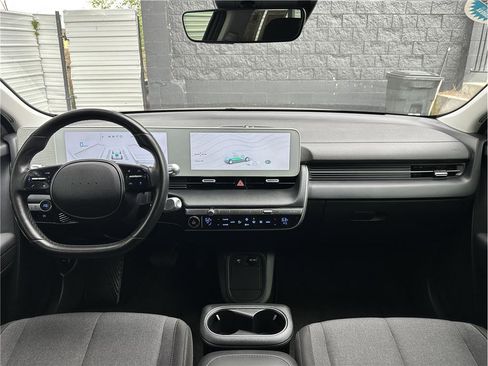 Used 2024 Hyundai Ioniq 5 SEL image 16