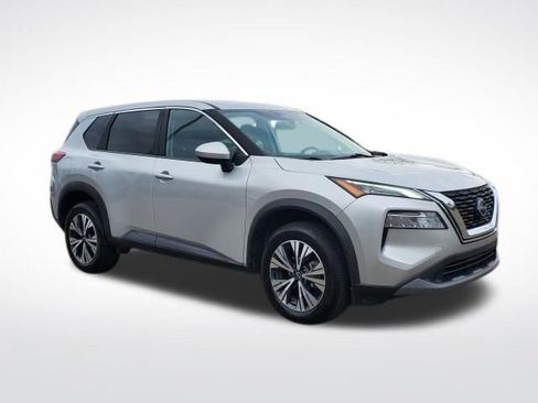 Used 2023 Nissan Rogue SV image 8