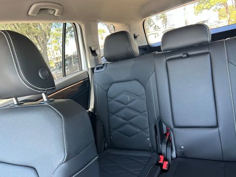 New 2026 Volkswagen Atlas SE image 12