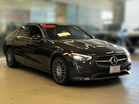 Used 2024 Mercedes-Benz C 300 4MATIC Sedan image 3
