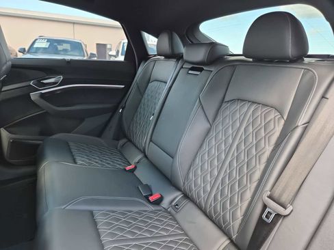 Certified 2022 Audi e-tron S Prestige w/ Prestige Package image 19