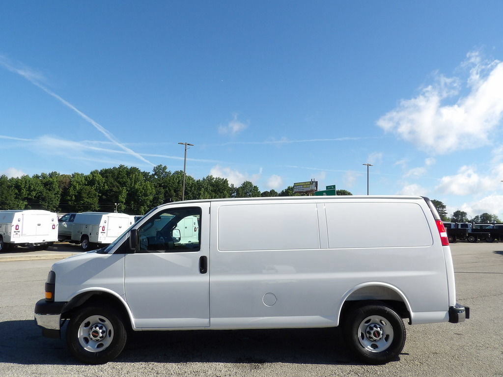 Used 2025 GMC Savana 2500 w/ Driver Convenience Package RWD image 59