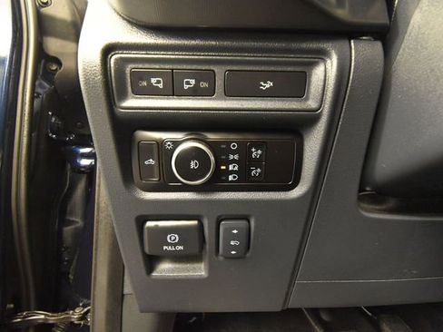 Used 2024 Ford F150 Lariat image 33