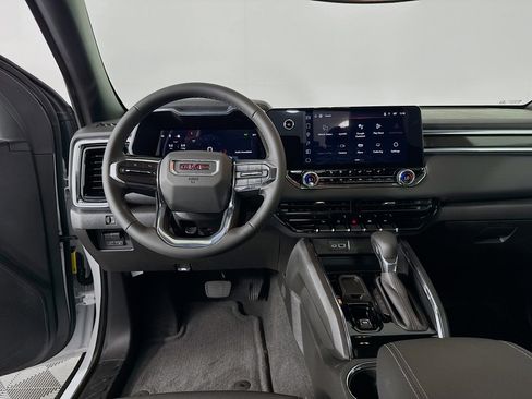 New 2025 GMC Canyon Elevation w/ Convenience Package image 23