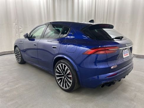 Used 2023 Maserati Grecale Modena AWD/4WD image 4