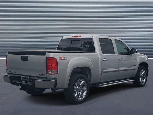 Used 2013 GMC Sierra 1500 SLE image 3