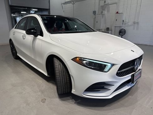 Used 2022 Mercedes-Benz A 220 4MATIC w/ AMG Line image 3