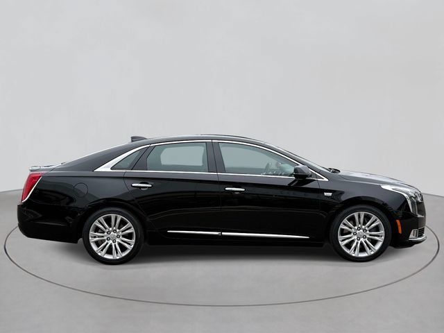 Used 2018 Cadillac XTS Luxury AWD/4WD image 4