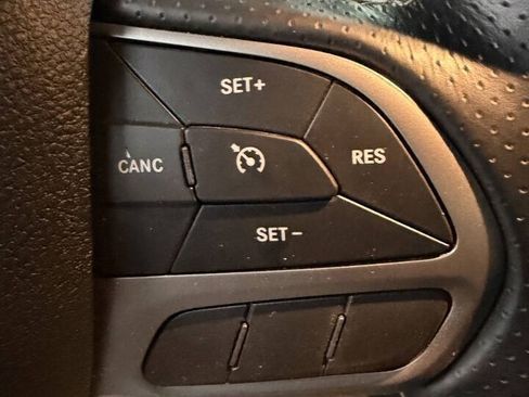 Used 2020 Dodge Challenger SRT Hellcat Redeye RWD image 30