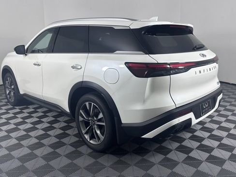 Certified 2025 INFINITI QX60 Luxe image 5
