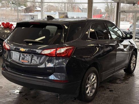 Used 2019 Chevrolet Equinox LS w/ LS Convenience Package image 9