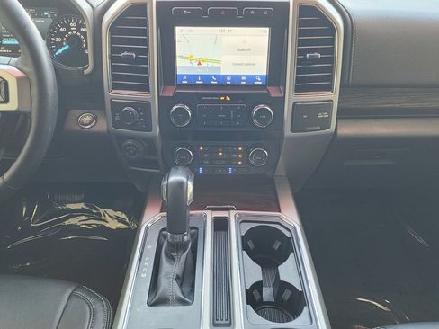 Used 2020 Ford F150 Lariat AWD/4WD image 12