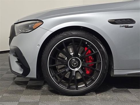 Used 2025 Mercedes-Benz E 53 AMG e 4MATIC Sedan image 11