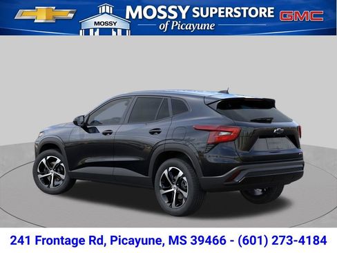 New 2026 Chevrolet Trax RS FWD image 3
