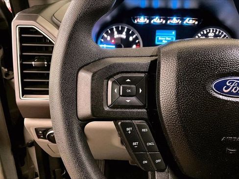 Used 2017 Ford F150 XLT AWD/4WD image 17