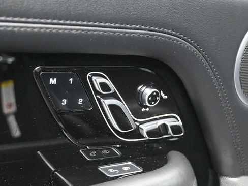 Used 2020 Land Rover Range Rover HSE image 26