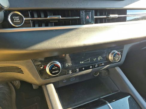 Used 2023 Mitsubishi Outlander SE Black Edition image 24