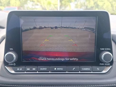 Certified 2026 Nissan Rogue SV FWD image 13