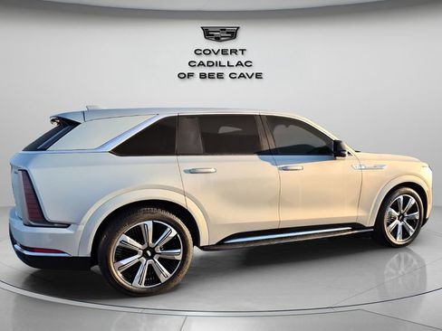 Certified 2025 Cadillac Escalade IQ Luxury 2 image 10
