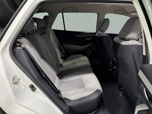 Used 2024 Subaru Outback Premium image 10