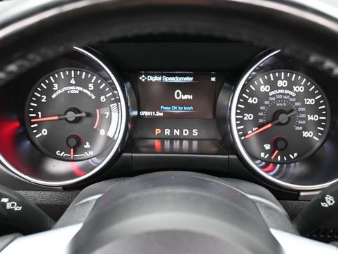 Used 2022 Ford Mustang Premium RWD image 27