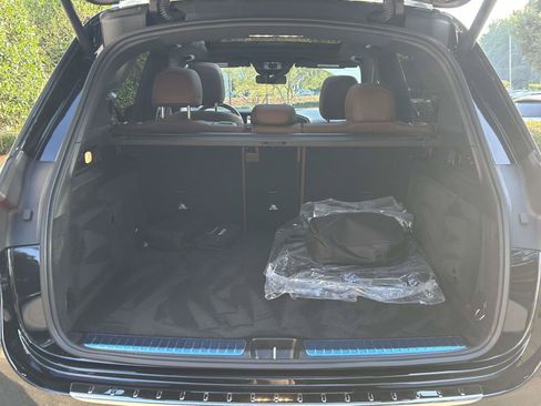 Certified 2025 Mercedes-Benz GLE 450e 4MATIC image 10
