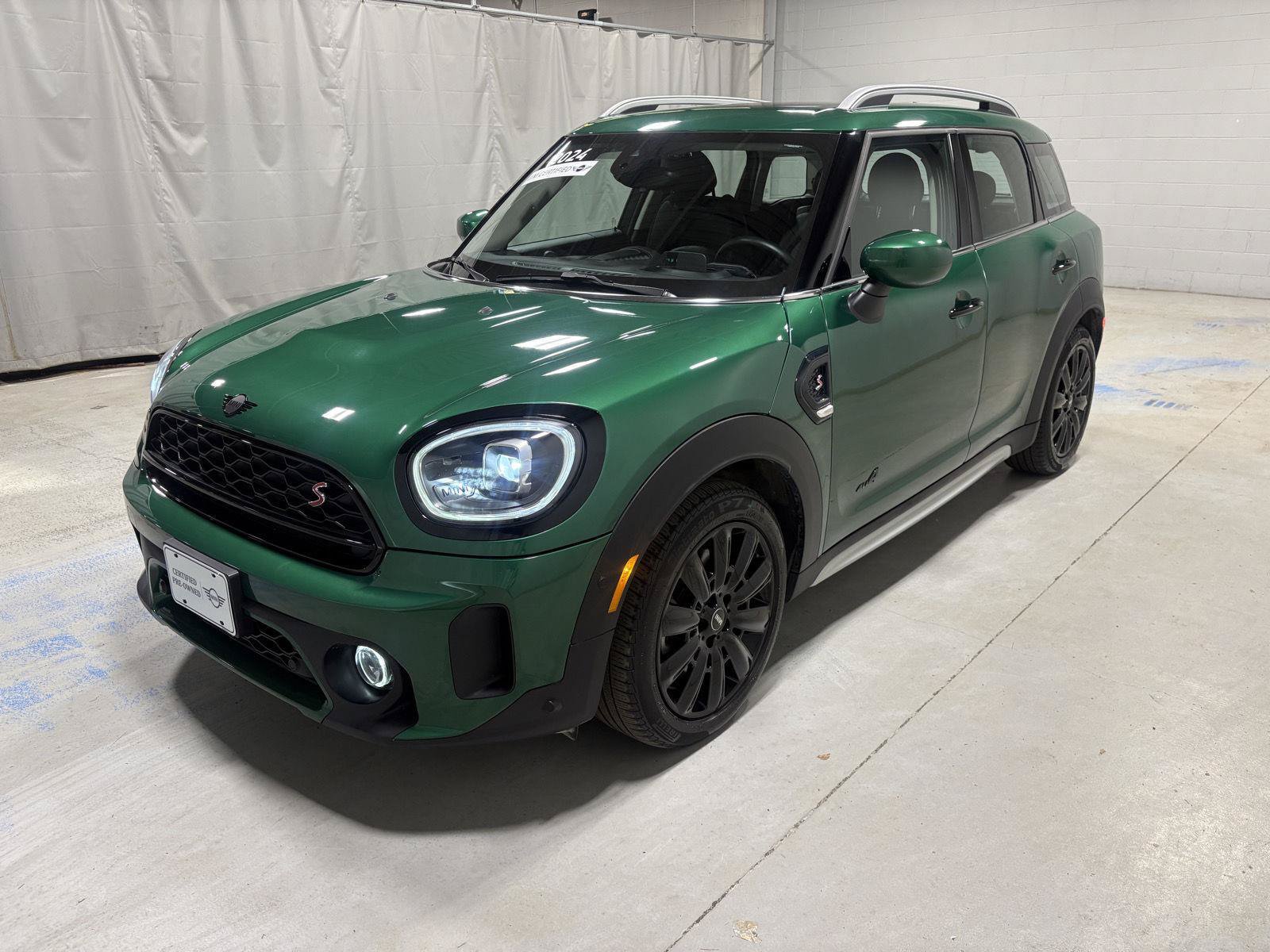 Used 2024 MINI Cooper Countryman S AWD/4WD image 1