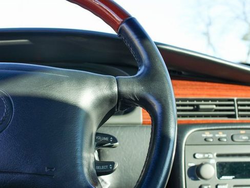 Used 2000 Cadillac Eldorado Touring image 23