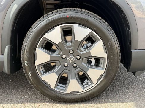 New 2026 Honda Pilot Elite image 11