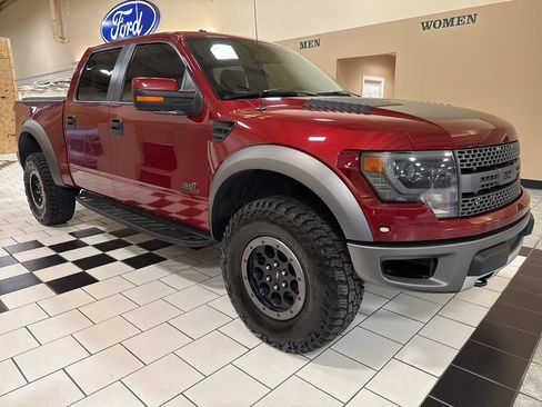 Used 2014 Ford F150 Raptor w/ Equipment Group 801A Luxury image 24