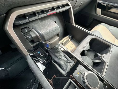 Used 2025 Toyota Tundra Limited image 15