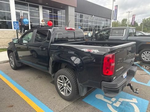 Used 2022 Chevrolet Colorado LT w/ Luxury Package AWD/4WD image 5
