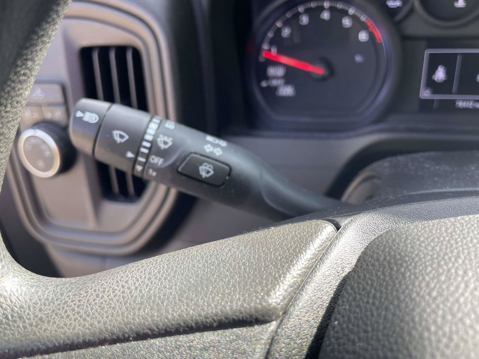 Used 2023 Chevrolet Silverado 1500 Custom RWD image 26