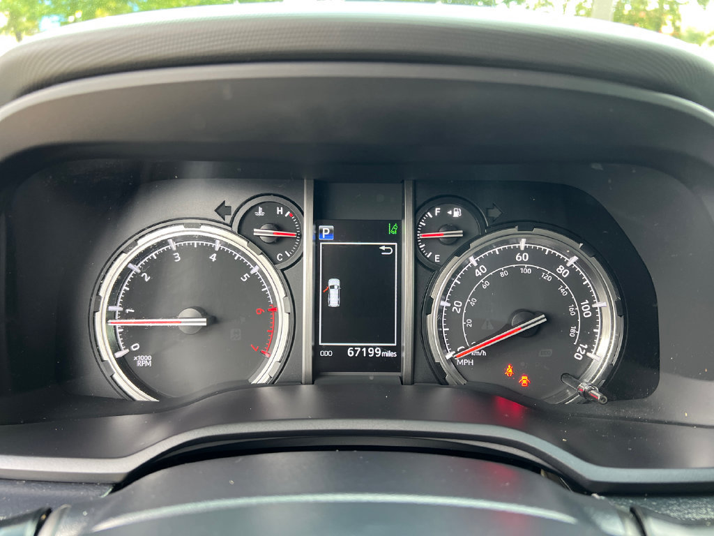 Used 2022 Toyota 4Runner TRD Off-Road Premium AWD/4WD image 19