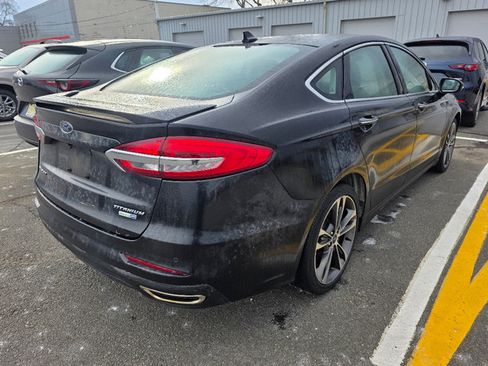 Used 2019 Ford Fusion Titanium image 6