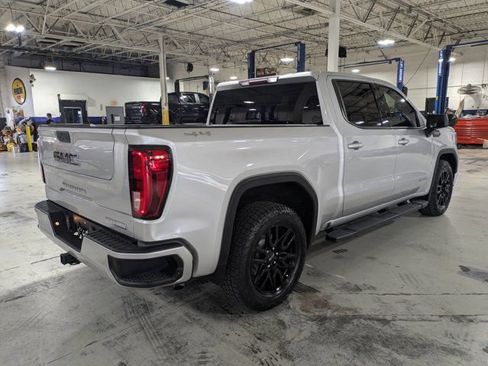 Used 2021 GMC Sierra 1500 Elevation w/ LPO, Elevation Black Package AWD/4WD image 3
