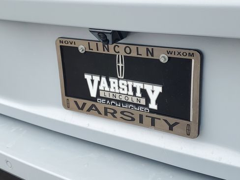 New 2026 Lincoln Navigator Reserve image 36