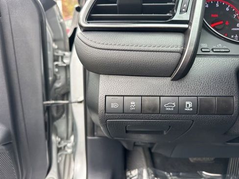 Used 2021 Toyota Camry XSE FWD image 16