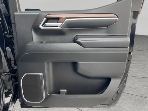 Used 2024 Chevrolet Silverado 1500 LT image 56