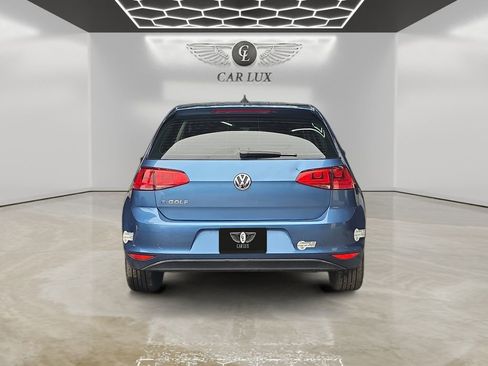 Used 2016 Volkswagen e-Golf SE image 4