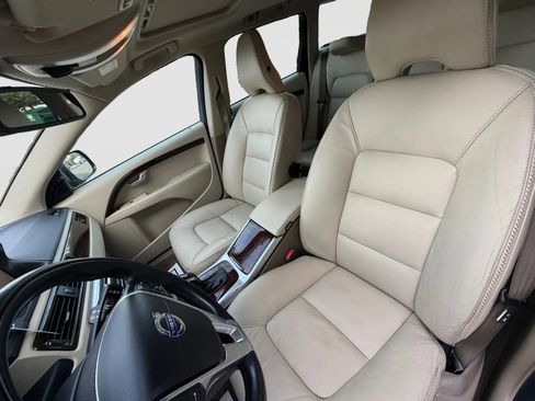 Used 2015 Volvo XC70 T6 Platinum image 13
